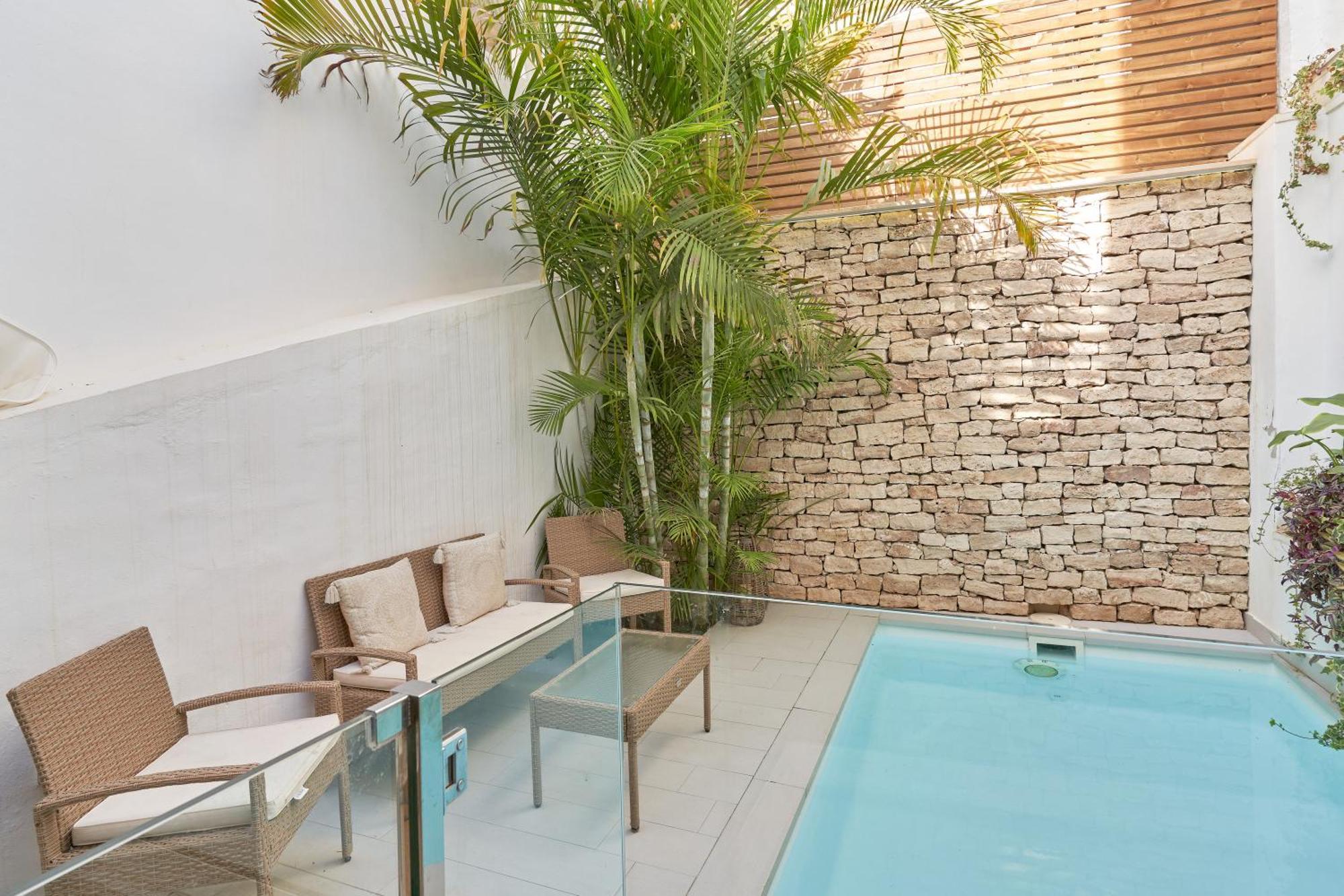 Luxury Apartment In نيرخا المظهر الخارجي الصورة